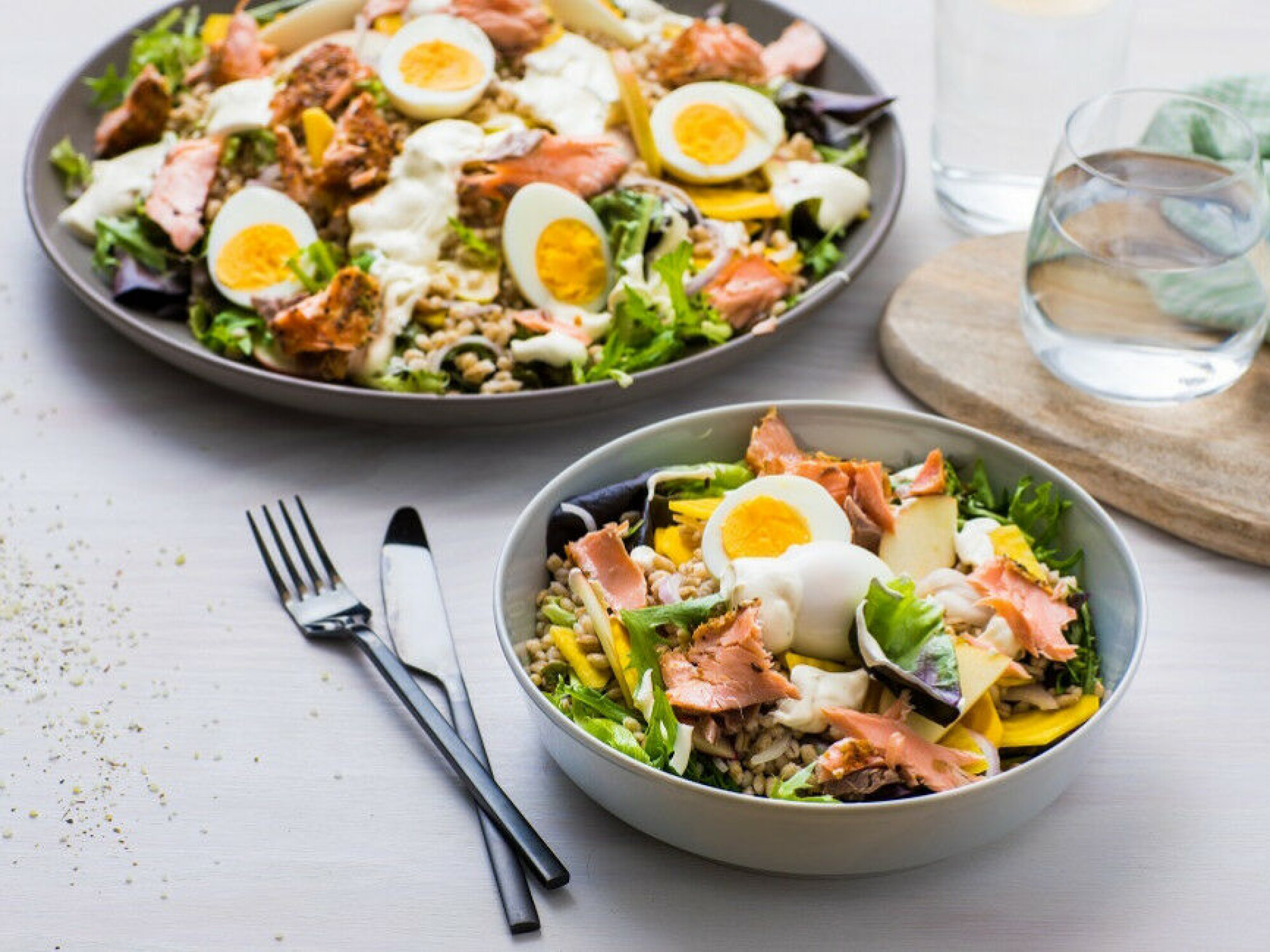 METTENDE MIDDAGSSALAT: Nyt denne smakfulle salaten med god samvittighet!