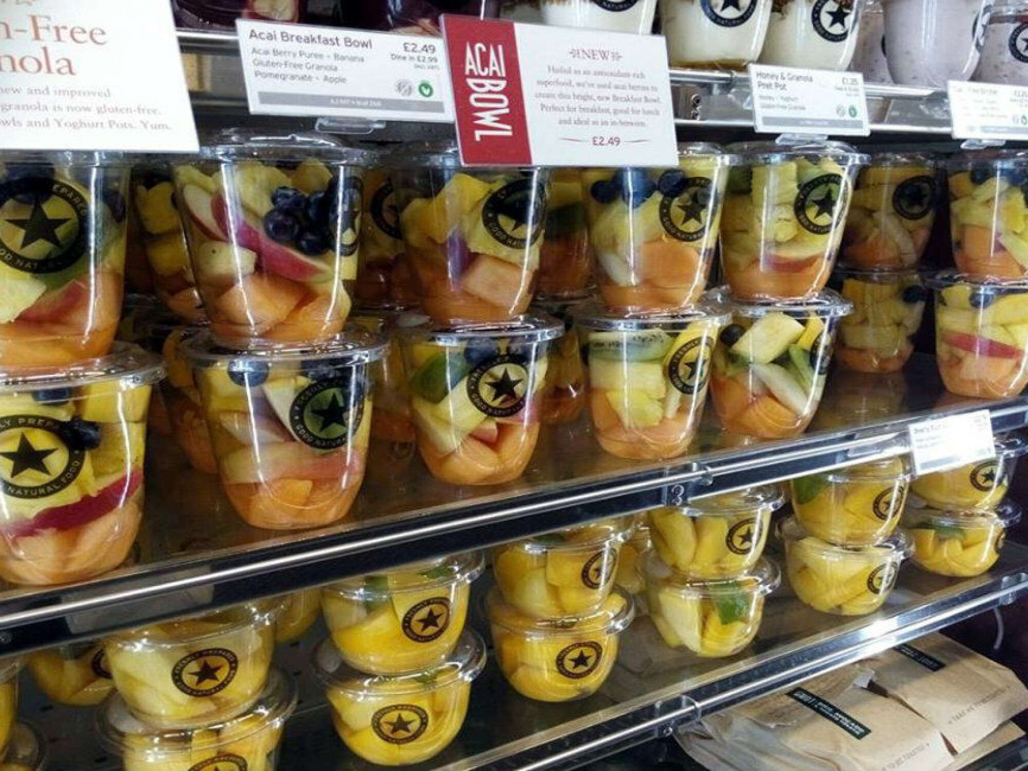 Oppskåret frukt, fristende og deilig som mellommåltid. Her fra Pret a Manger i London.