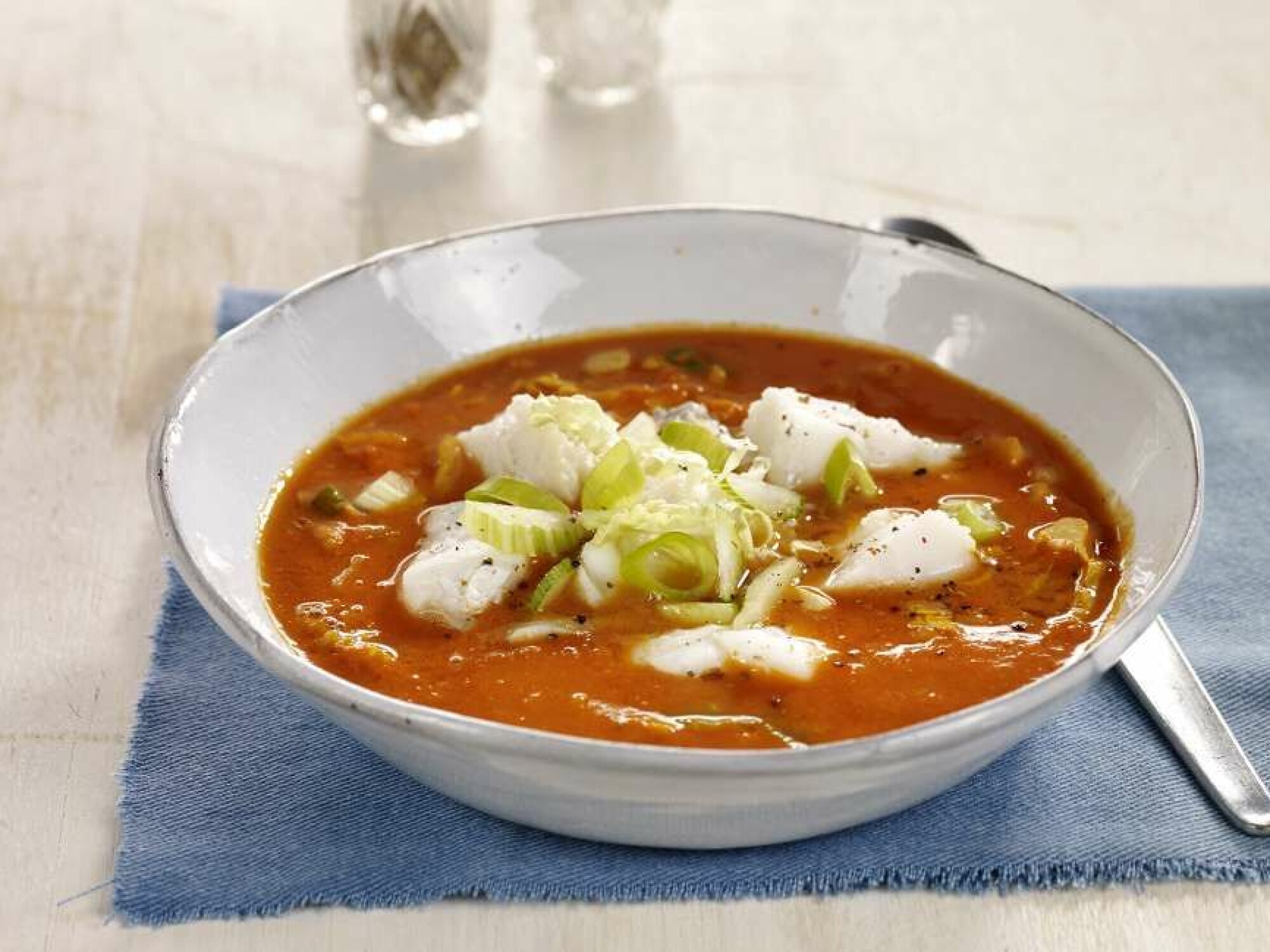 Spennende smakfull fiskesuppe med sei.